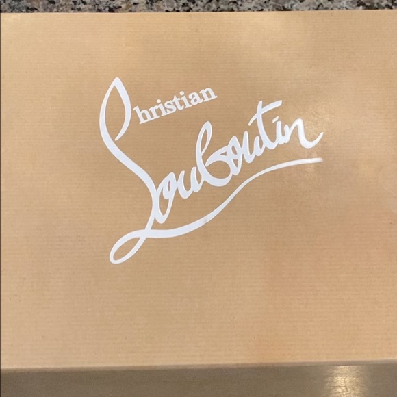 👠 Christian Louboutin ‘So Kate’ Pointed Toe Pump - Picture 11 of 11